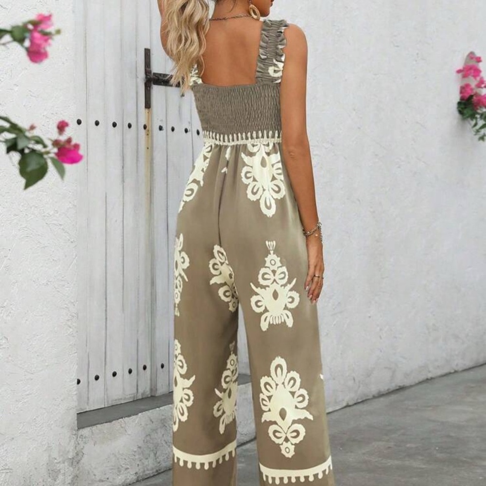 Jumpsuit Smocked Square Neck Wide-Leg tan& cream#beach#coquettegirl#lightweight - Picture 5 of 9